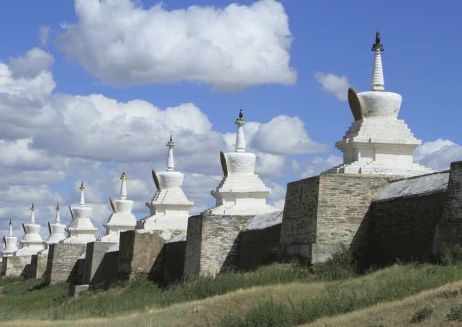 4 Day Central Mongolia - Day 1 in Khar Kharum: Monasteries, Nomads, and Erdene Zuu