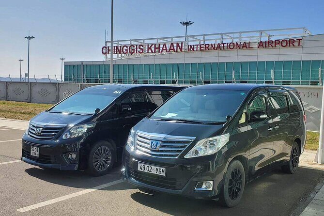 Airport Private Transfer - The meet-and-greet system: name sign, luggage help, and real timing