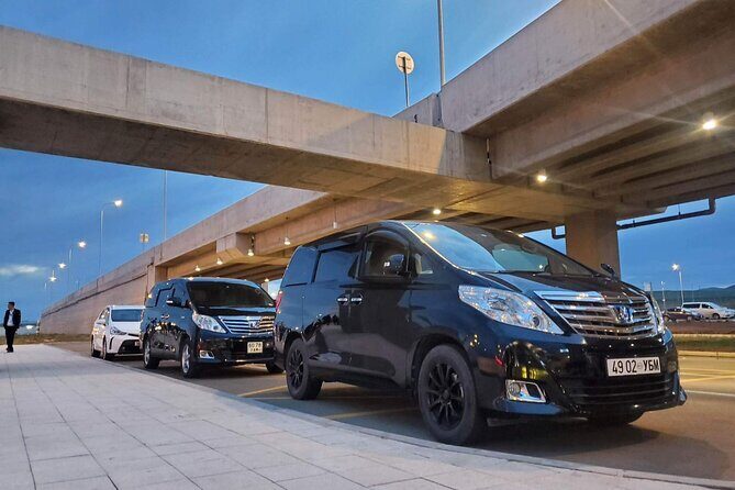 Airport Private Transfer - Flight monitoring and 24/7 support: what that means on real arrival day