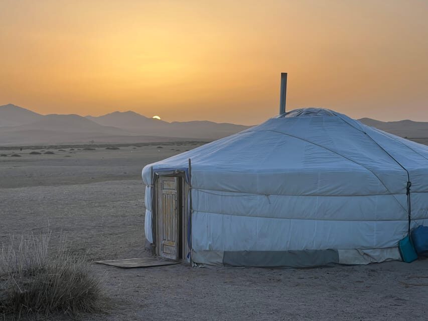 Camel Trails and Bird Tales: Discovering Elsen Tasarkhai - Dune Hiking and Photo Time: Making the Free Hours Count