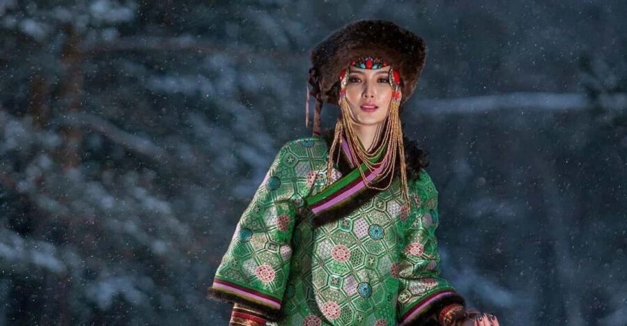 Day tour with Traditional clothes and photographer - Zaisan Hill Over Ulaanbaatar: Your Fast Orientation to Mongolia