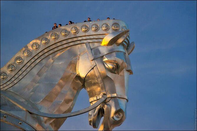 Genghis Khan Statue Tour: 3-Hour Ticket Included - The Genghis Khan Statue Complex: The 40-Meter Photo Moment