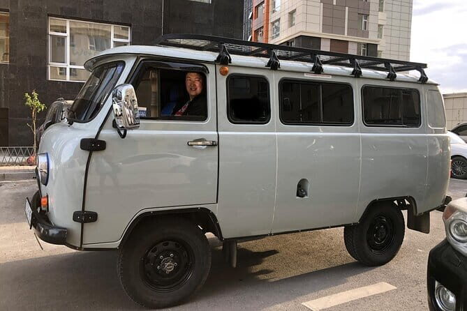 Mongolia - Sedan, Lexus, UAZ Minivan, 4WD Tour& Transport Service - Price and value: $100 per group (up to 6) makes sense for small crews