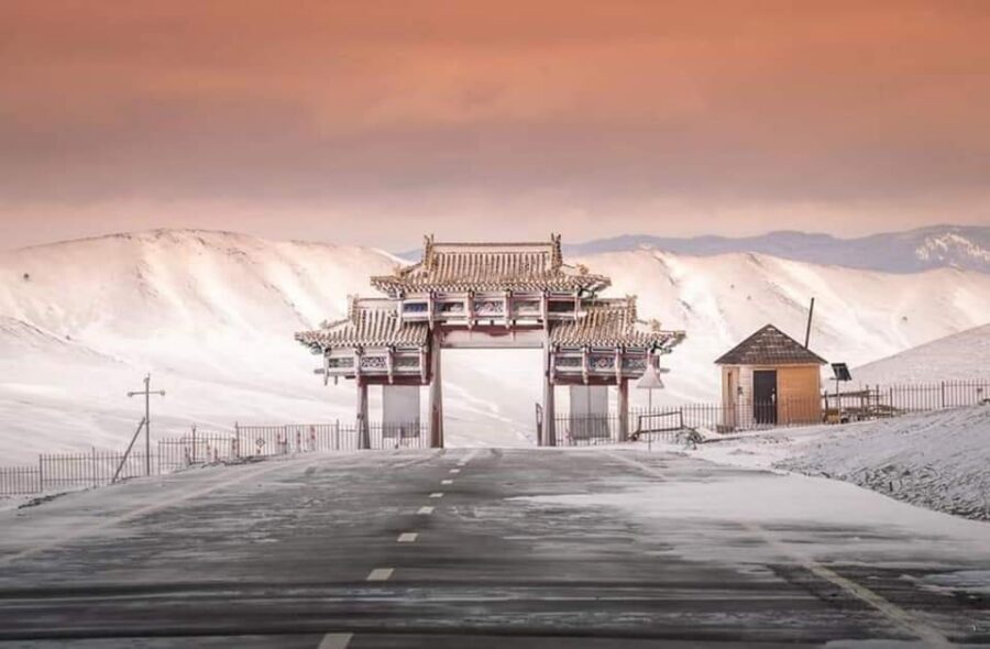 Sacred Landscapes: Exploring Aglag Buteel - Quick hits: what makes this tour work