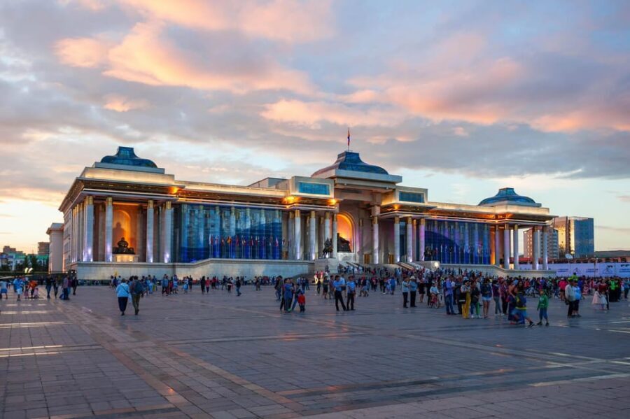 Transport Terelj national park , Chinggis Khaan statue , - Price and logistics: is $100 worth it for 4 people?
