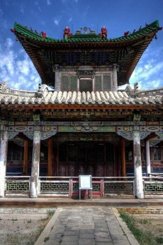 Ulaanbaatar Signature Tour – Mongolia’s Capital in One Day - Gandantegchenling Monastery: watch living Buddhism, not just statues